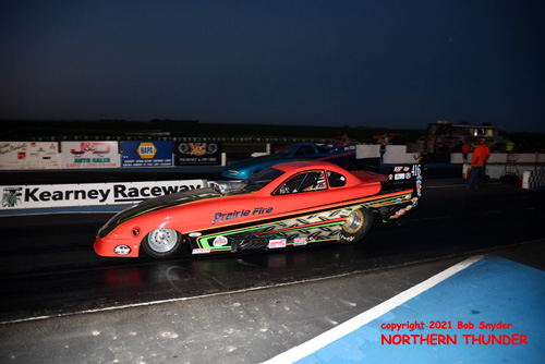 Nick Johnson - 'Prairie Fire' (near lane) 
vs Scott Pareso - 'Altered Reality' (far lane)